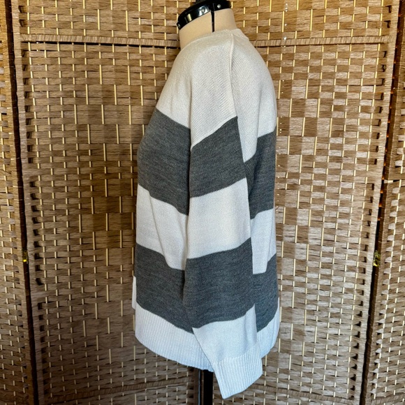NWT grey & white wide stripe H&M sweater XXL - Picture 7 of 12